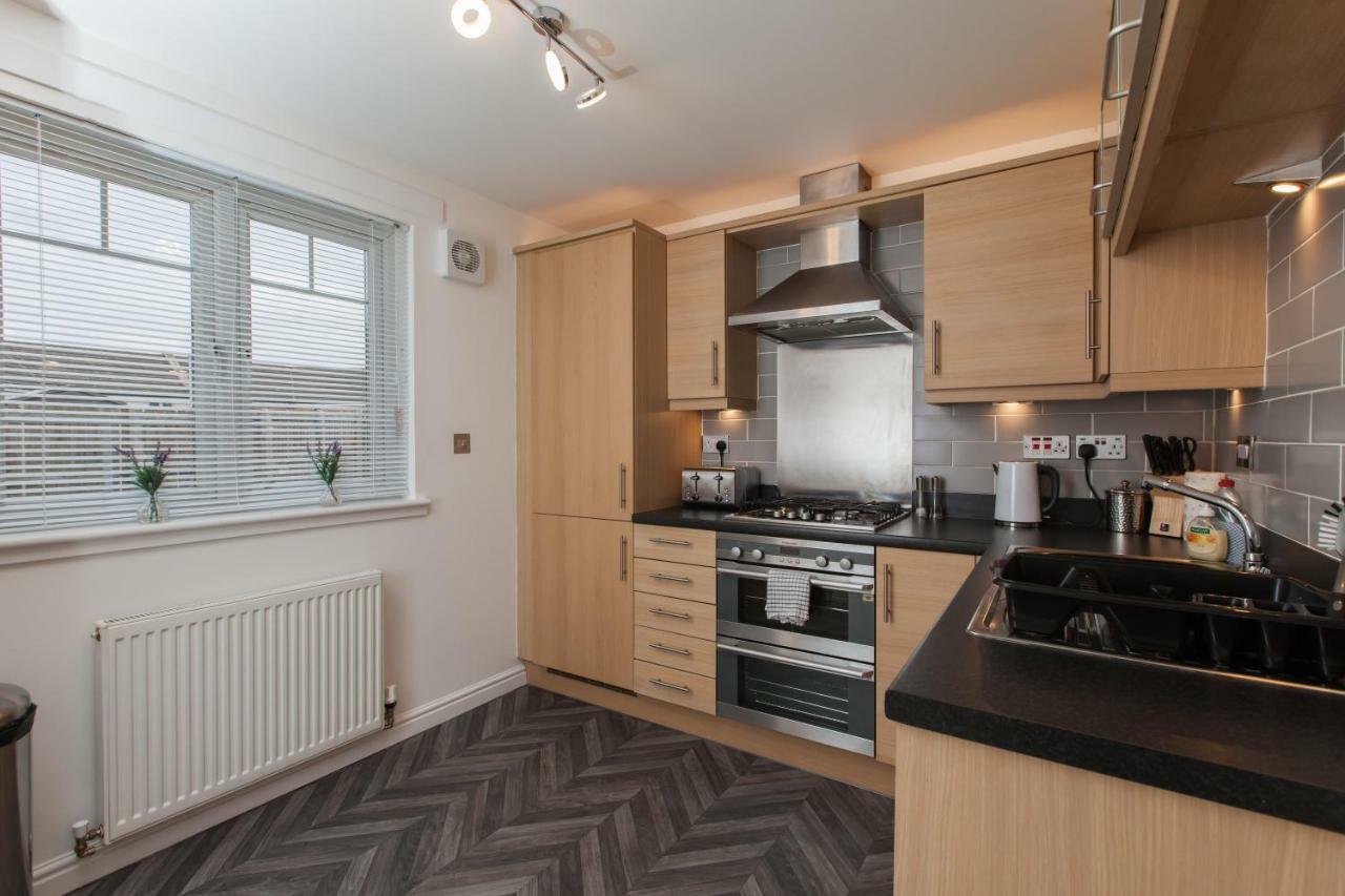 Dunfermline - Luxury Two Bedroom Apartment - Tp Exterior photo